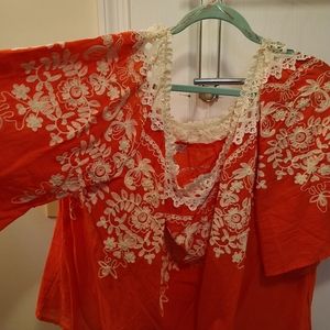 Boutique 3x Flying Tomato off the shoulder